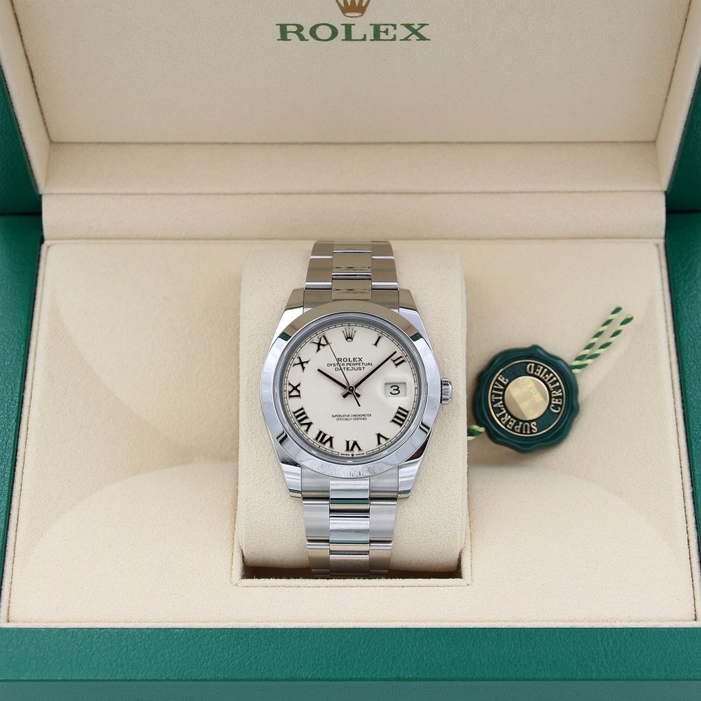 Rolex - Oyster Perpetual Datejust 41 'White Roman Dial' - 126300 - Mężczyzna - 2011-obecnie #1.2