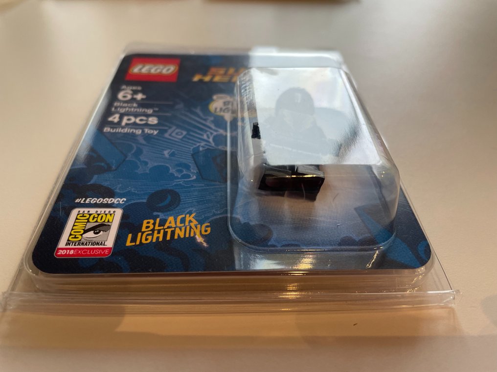 LEGO - Minifigures - Black Lightning - San Diego Comic-Con 2018 Exclusive #1.2