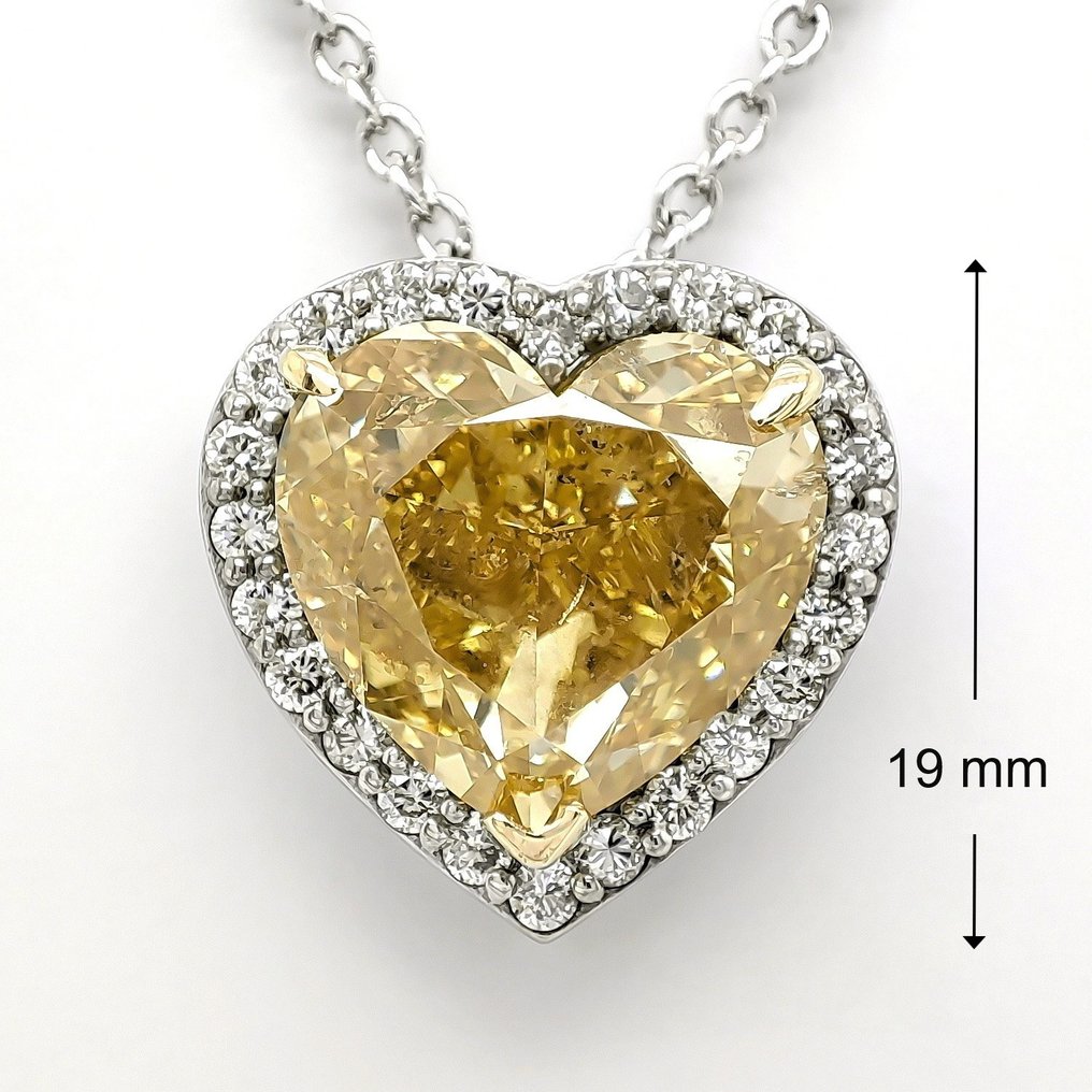 Pendant White gold -  4.26ct. tw. Yellow Diamond  (Natural coloured) #3.3