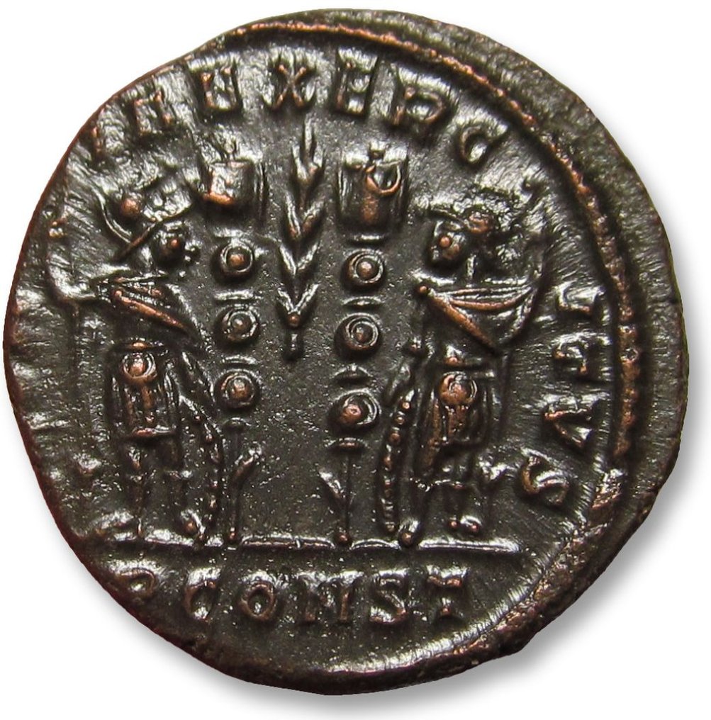 Römisches Reich. Constantine I (306-337 n.u.Z.). Follis Arelate (Arles) mint, 1st officina - mintmark PCONST + palm - circa 332-333 A.D. #1.2