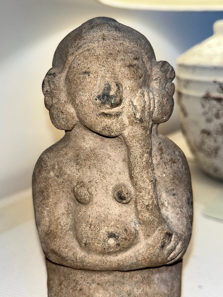 Tumaco-Tolita Terracotta Schwangere Frau in Denkposition - 23 cm #1.1