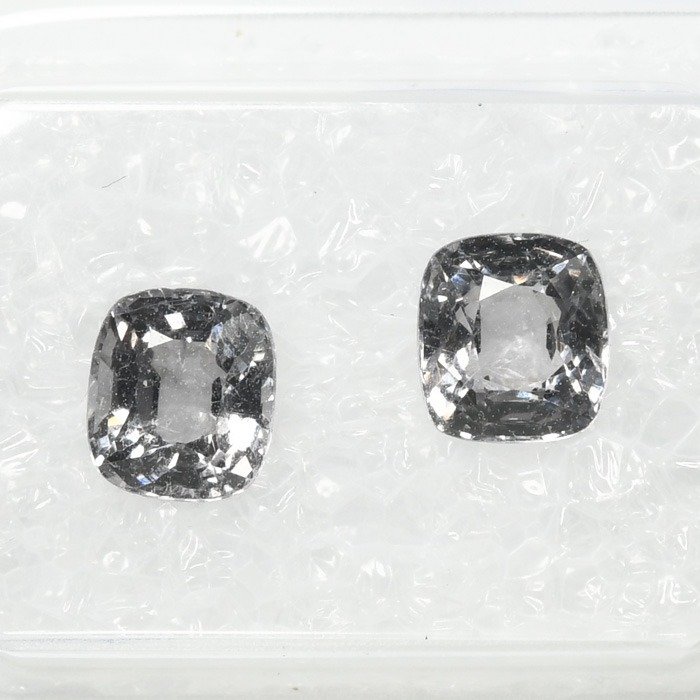 Senza prezzo di riserva - 2 pcs Viola, Grigio Spinello - 2.15 ct - Antwerp Laboratory for Gemstone Testing (ALGT) - Natural Spinel #1.0