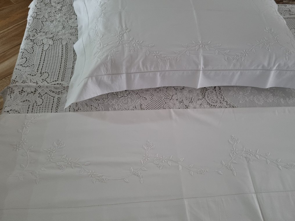 sheet + 2 pillowcases + under sheet - Bed sheet  - 275 cm - 265 cm #4.3