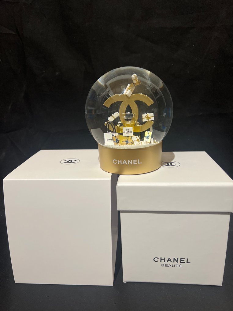 Chanel - Snow globe Snow Globe - China #1.2