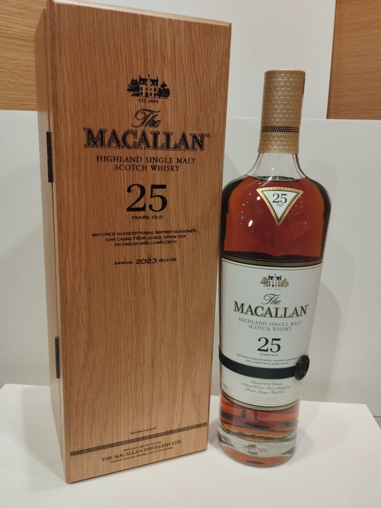 Macallan 25 years old Sherry Oak Casks 2023 Release  - 700ml #1.0