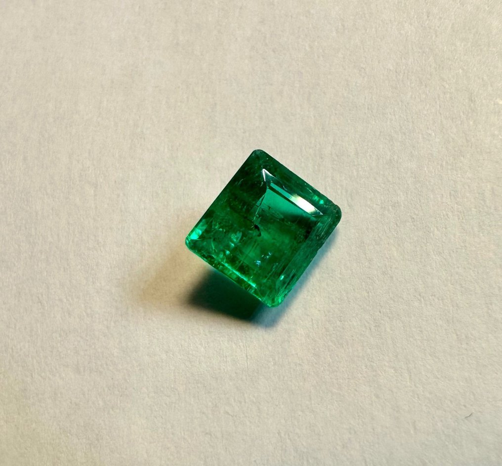 Verde Esmeralda  - 1.40 ct - GRS GemResearch Swisslab #1.1
