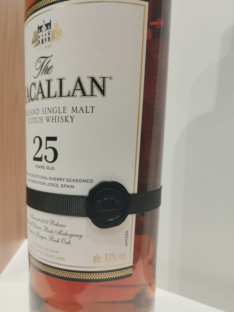 Macallan 25 years old Sherry Oak Casks 2023 Release  - 700ml #1.0