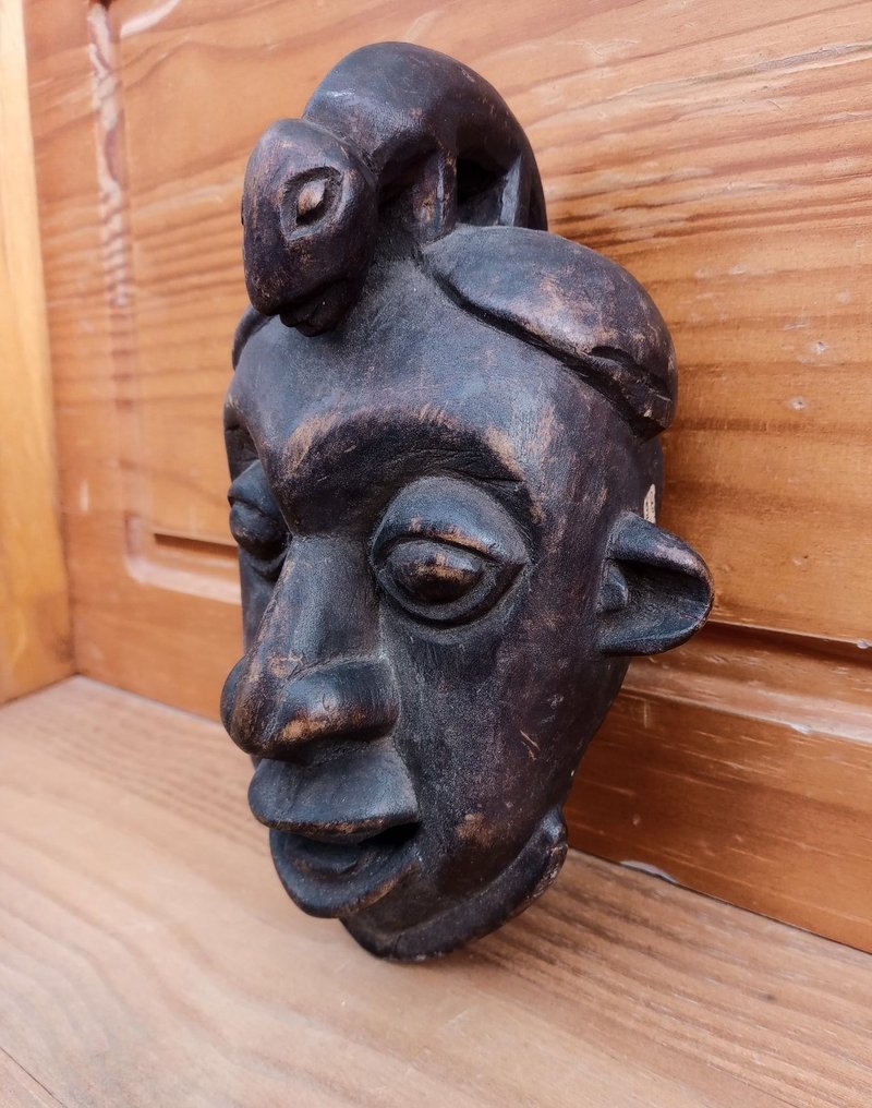 頭部飾物 - Máscara Bangwa de casco Bamileke o Bamun - 喀麥隆 #1.0