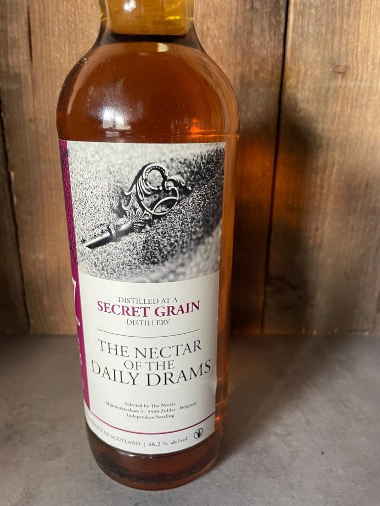 Secret Grain Distillery 1973 47 years old - The Nectar of the Daily Drams  - 70cl #2.1