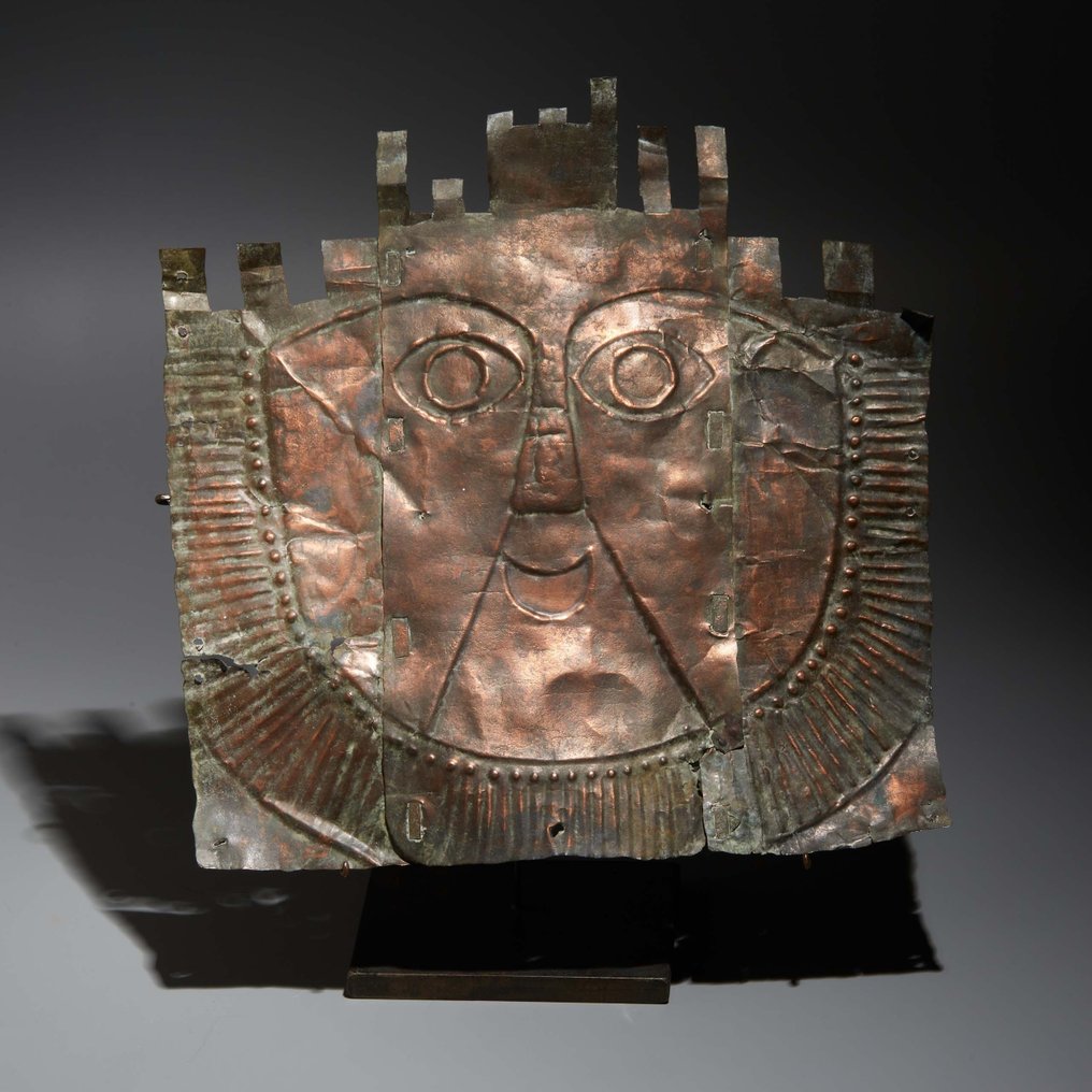 Inca Koper Belangrijk begrafenismasker. 1100 - 1400 n.Chr. 22cm hoogte. Spaanse importvergunning. #1.1