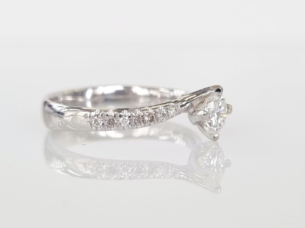 Inel de logodnă Aur alb Diamant #2.2