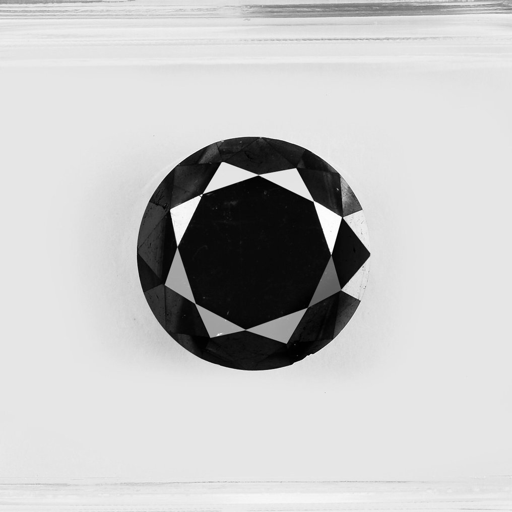 Sans Prix de Réserve - 1 pcs Diamant  (Traitement de couleur)  - 2.73 ct - Rond Noir - Non précisé dans le rapport de laboratoire - International Gemological Institute (IGI) #1.2