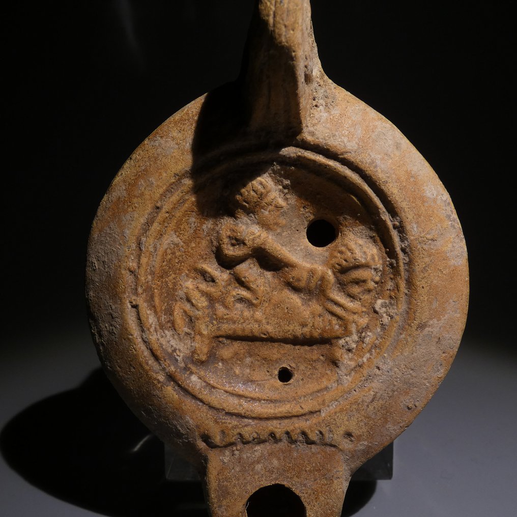 Römisches Reich Terracotta Erotische Öllampe. 9,6 cm L. 1. – 2. Jahrhundert n. Chr. #2.1