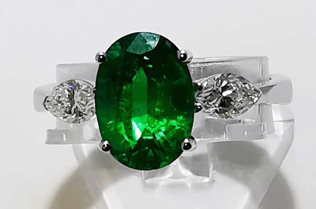 Ring White gold Emerald - Zambia - Diamond  #2.2
