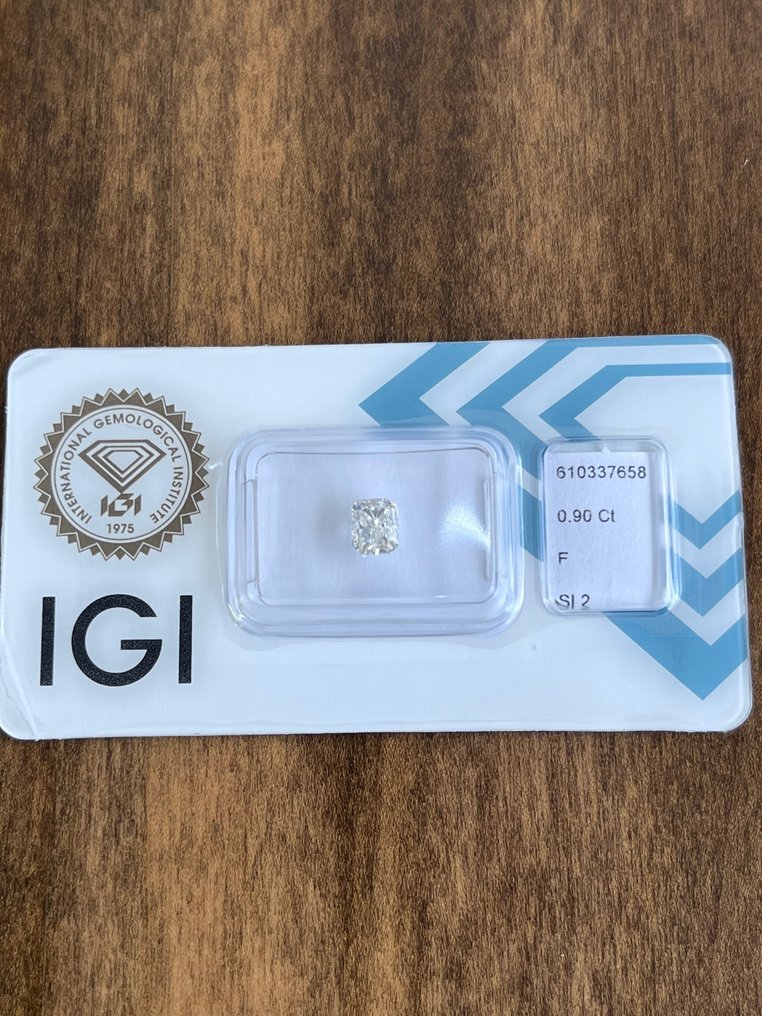 1 pcs - Diamant  (Natuurlijk)  - 0.90 ct - F - SI2 - International Gemological Institute (IGI) #1.1