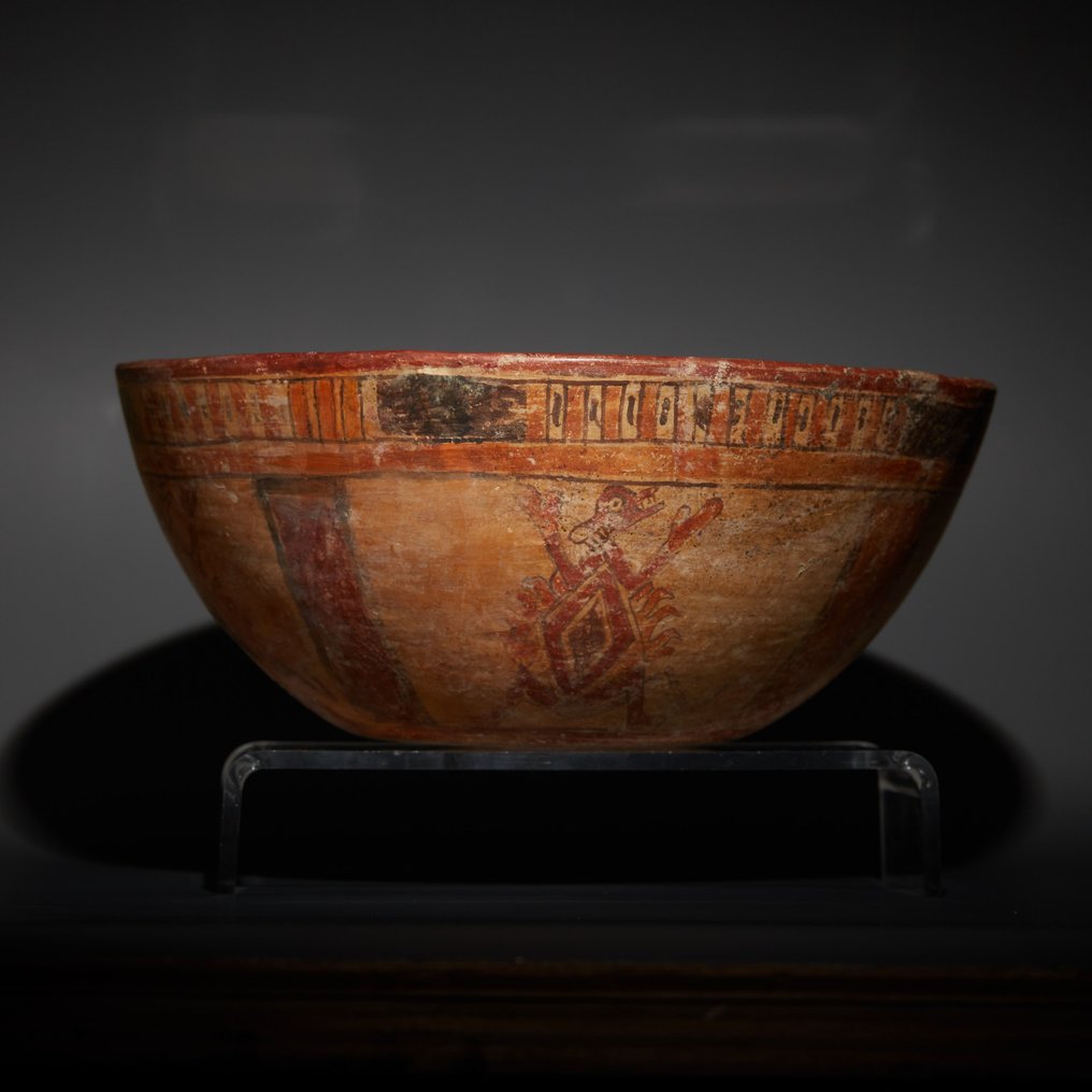 Maya Terrakotta dekorerad skål. 650 - 800 e.Kr. 15 cm D. Spansk exportlicens. #1.1