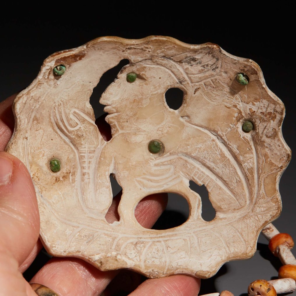 maya Terrakotta Tärkeä kaulakoru. 250-900 jKr. 35 cm korkeus. Espanjan tuontilisenssi. #1.2