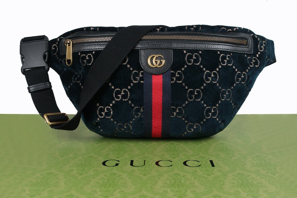 Gucci GG Interlock Velvet Belt Crossbody Bag Shoulder bag auction online Catawiki