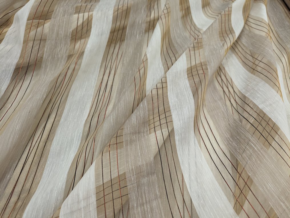 	 Tessuto Organza Miglioretti - - Textile  - 650 cm - 330 cm #2.2