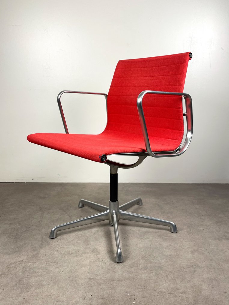 Charles Eames - Irodai szék - alumínium csoport EA108 - Alumínium #1.1