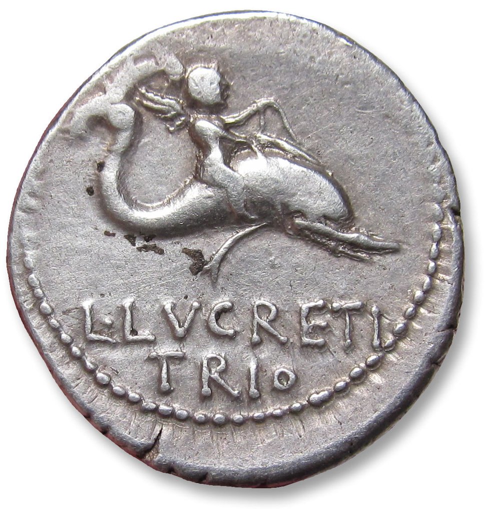 Rooman tasavalta. L. Lucretius Trio. Denarius Rome mint 76 B.C. - nicely centered - #1.2