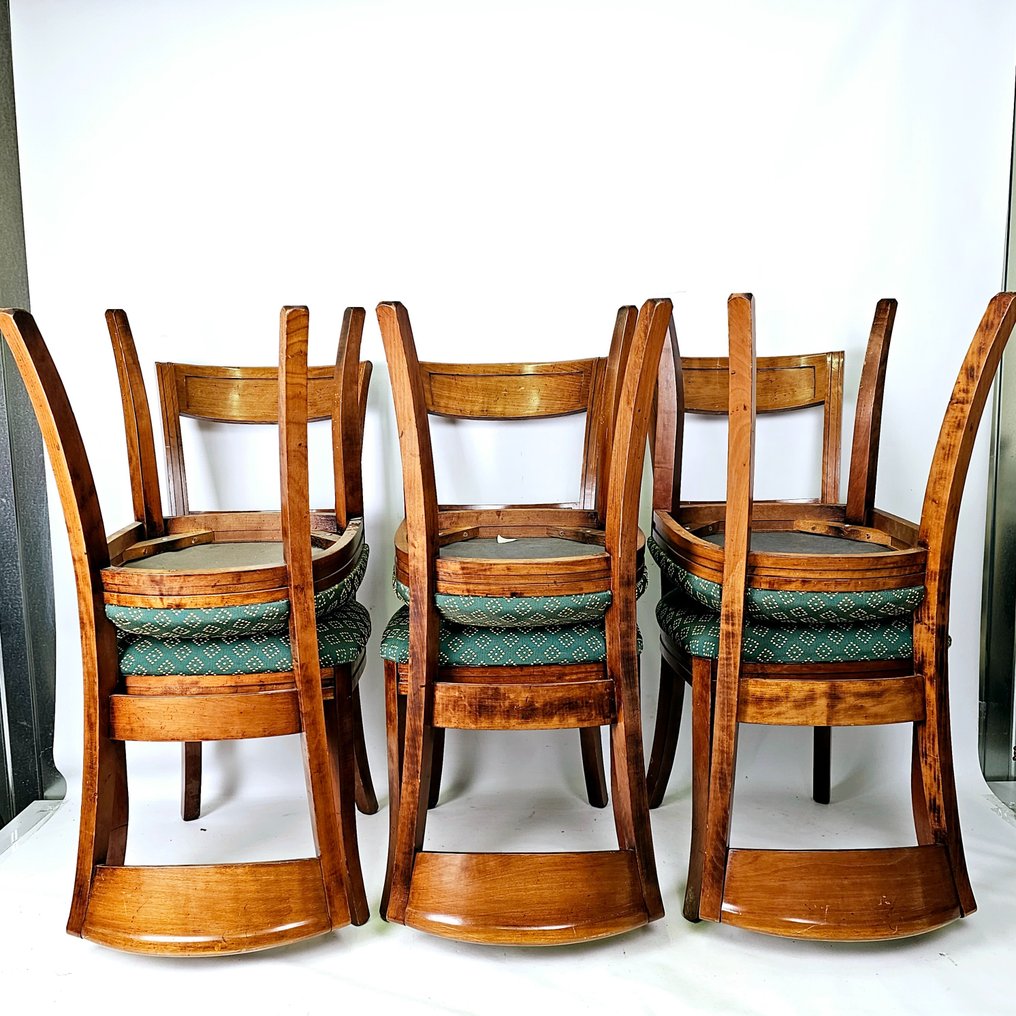 Stuhl - Set aus sechs Mahagoni-Esszimmerstühlen mit grünem Sitz und Motiv. Ca. 1960 #1.1