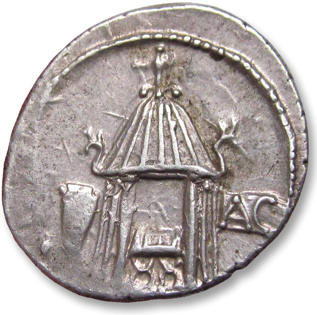 罗马共和国. Q. Cassius Longinus. Denarius Rome mint 55 B.C. #1.2