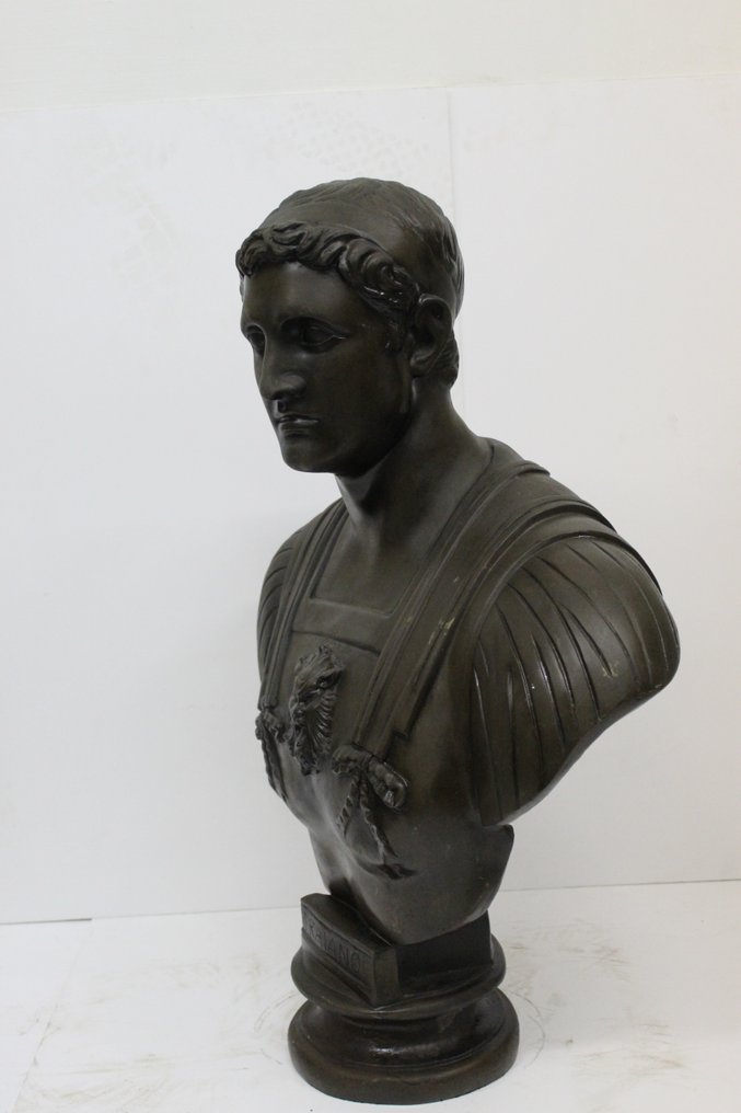 雕刻, imperatore Traiano - 88 cm - 青銅色 #1.2