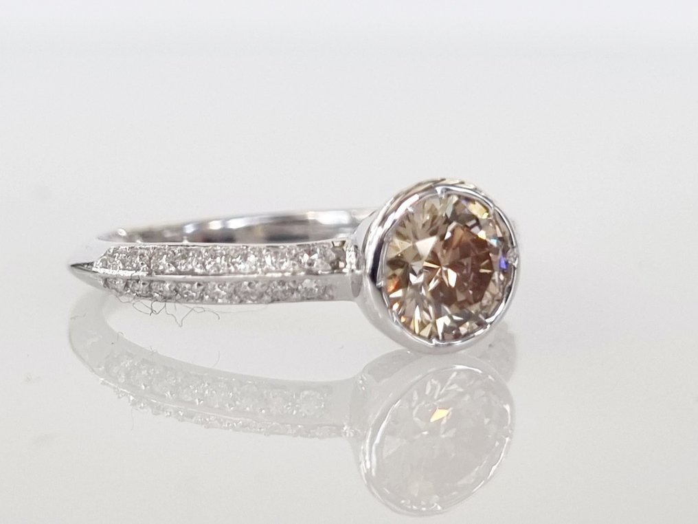 Engagement ring - 14 kt. White gold -  0.86 tw. Diamond  (Natural) #2.1