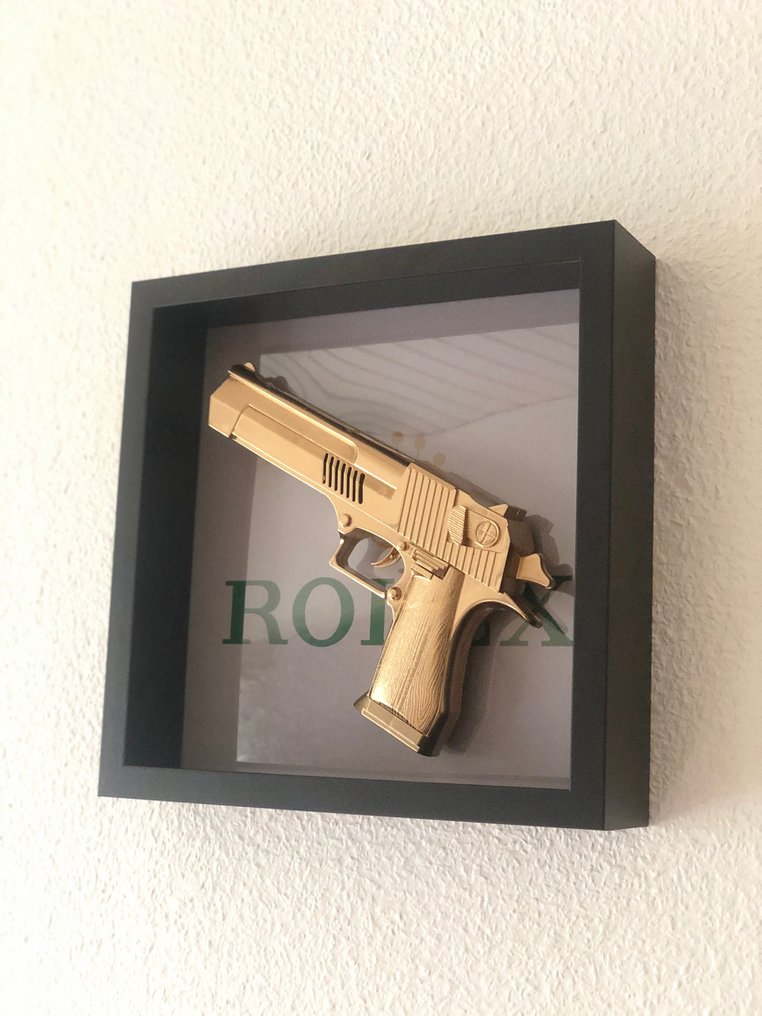 Rob VanMore - Super Shiny Golden war on Rolex #1.0