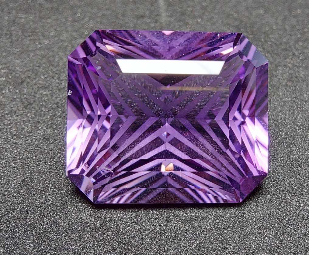 紫水晶  - 15.92 ct - 西班牙宝石学院（IGE） #1.1
