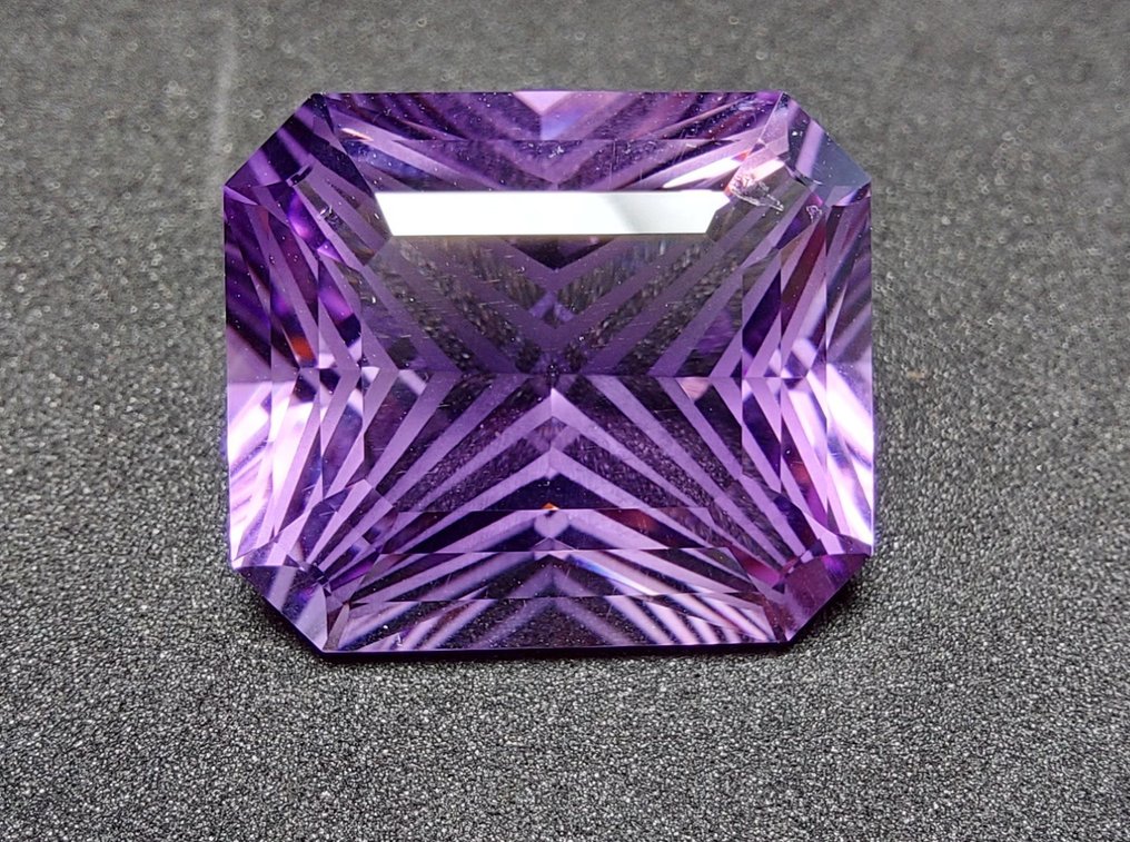 紫水晶  - 15.92 ct - 西班牙宝石学院（IGE） #2.1