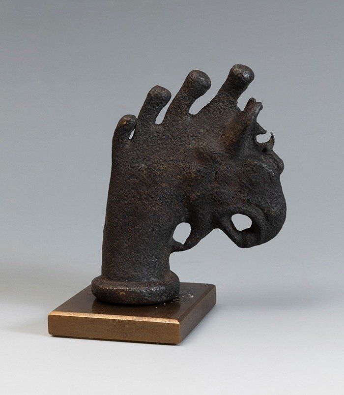 古希臘，邁錫尼 青銅色 格里芬头壁灯。公元前5世纪。高8厘米。已发表！Simkhovitch 收藏。 #1.0