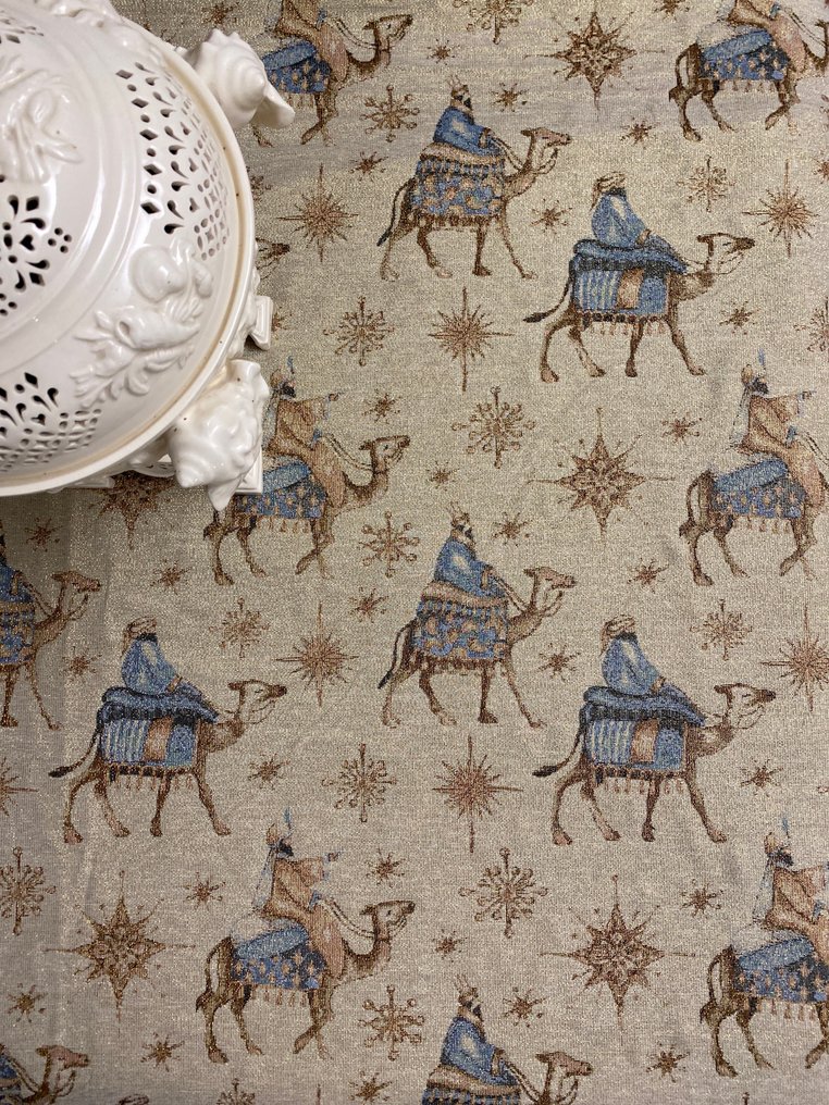 Elegant Christmas scene of the Magi on dromedaries. - Runner - 150 cm - 57 cm #3.2