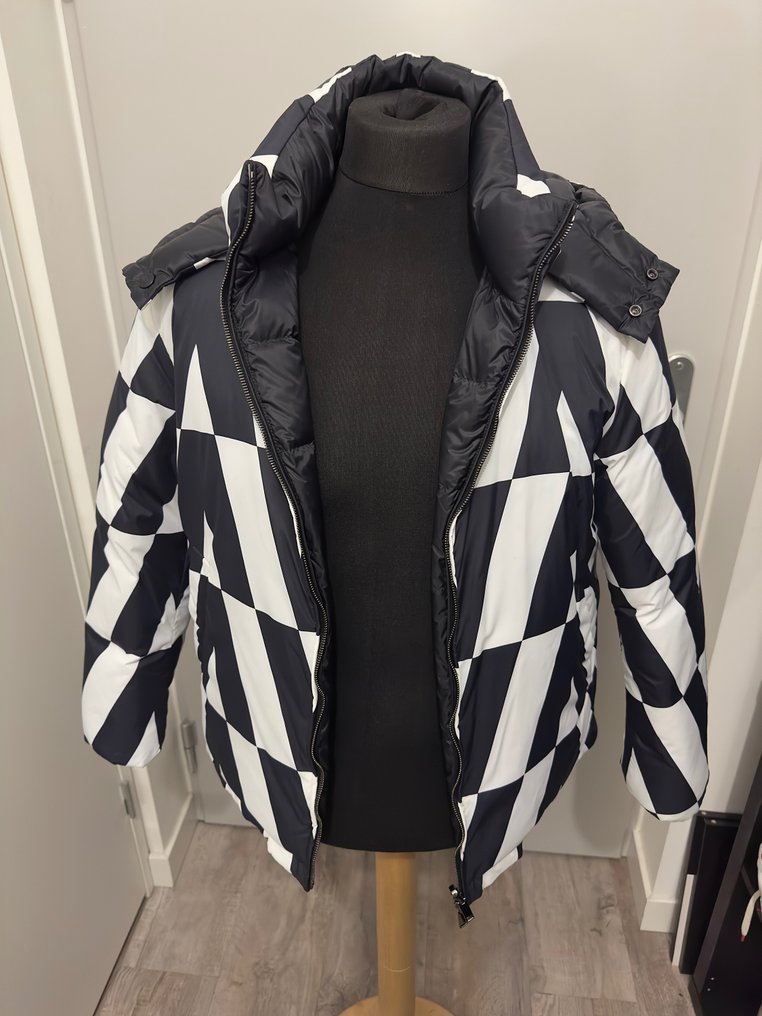 Valentino winter coat best sale