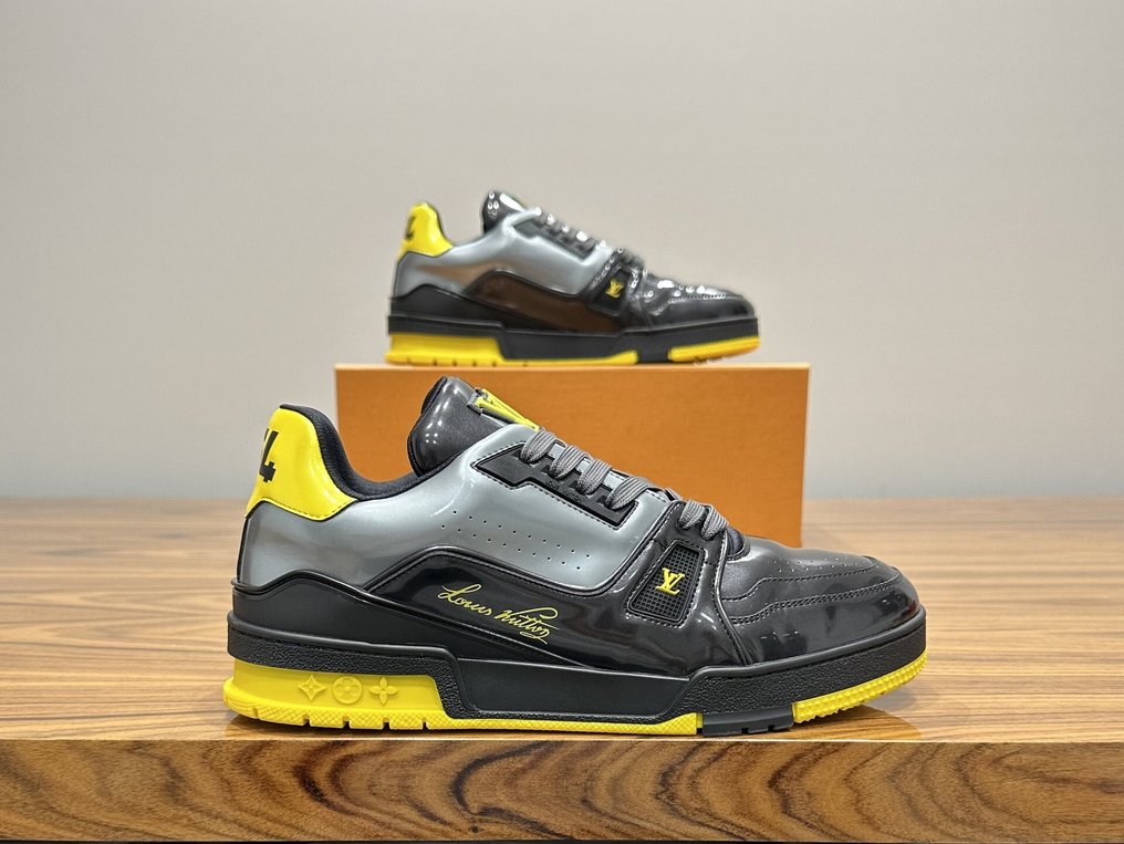 Louis Vuitton - 运动鞋 #1.0