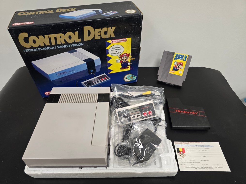 Nintendo - Nes - RARE MARIO BROS - Control Deck Set 8-BIT 1980's Boxed with Rare Inlay, Mario Bros 3, Controller, - Spelcomputer - In originele verpakking #3.2