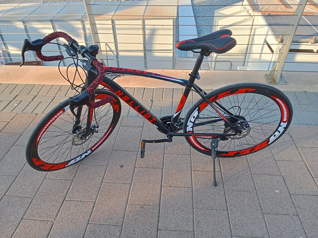 Helliot Sport 01 Helliot Sport 01 Color black red Road bicycle 2000 auction online Catawiki