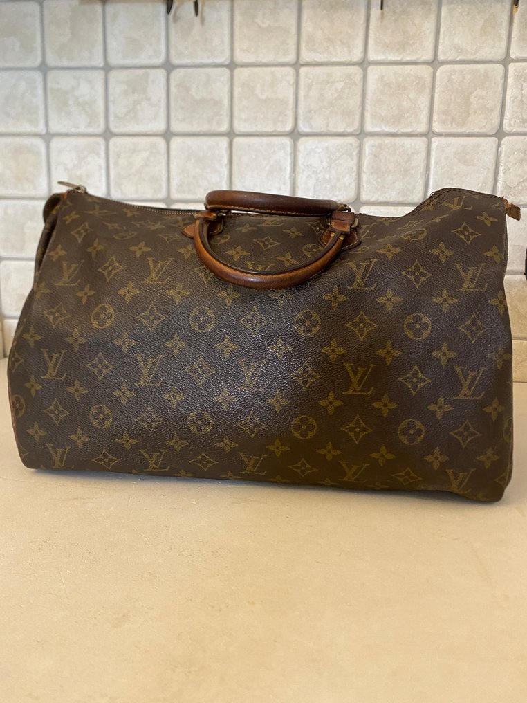 Louis Vuitton Speedy 40 Handbag auction online Catawiki
