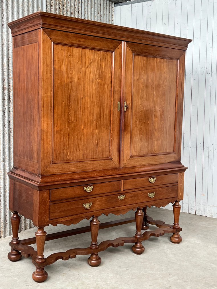 立柜 - 荷兰殖民十字脚柜，巴洛克柜，十字脚柜，立式柜 - Rode Kabbes (Andira) - Rode Kabbes，蜡面处理 #1.0