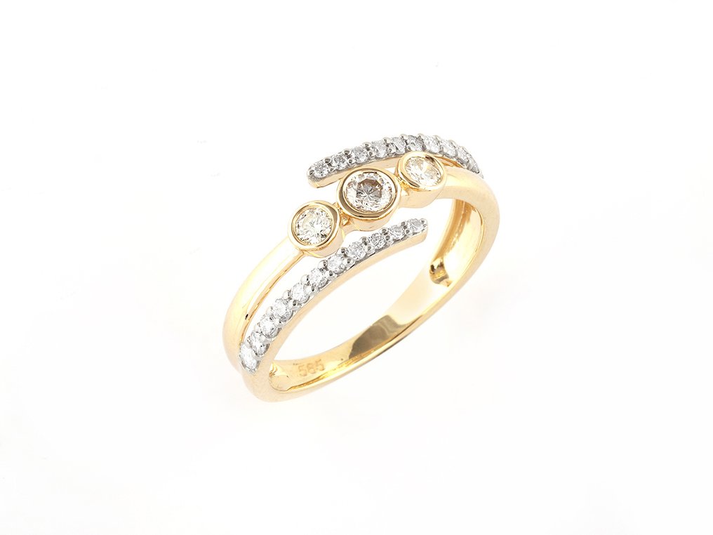 Ring - 14 karat Gulguld -  0.50ct. tw. Diamant (Natur)  #3.2