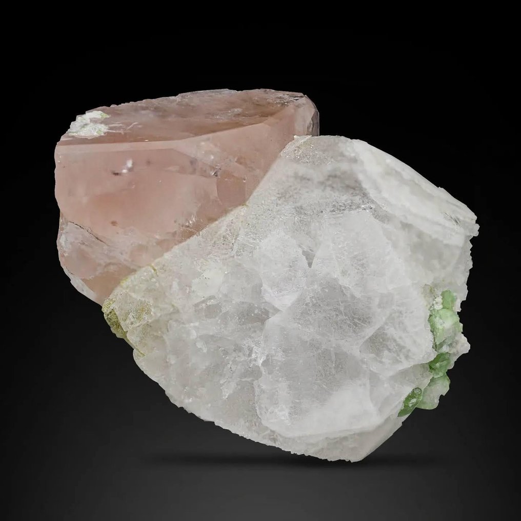 Moganite Crystal - Height: 5.8 cm - Width: 8.7 cm- 324 g - (1) #1.0
