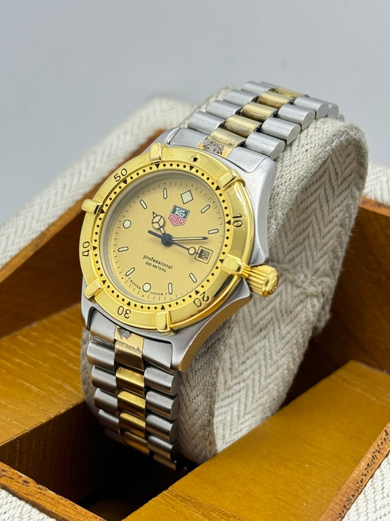 TAG Heuer 2000 Professional 200 Meters No Reserve Price Ref.964.015 Cal.1.91 Women 1980 1989 auction online Catawiki