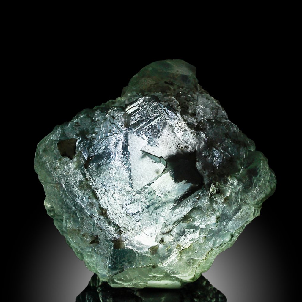 EXTREMELY RARE! XXL Violet FLUORITE Collector's Crystal Crystal - Height: 8 cm - Width: 8 cm- 596 g #3.2