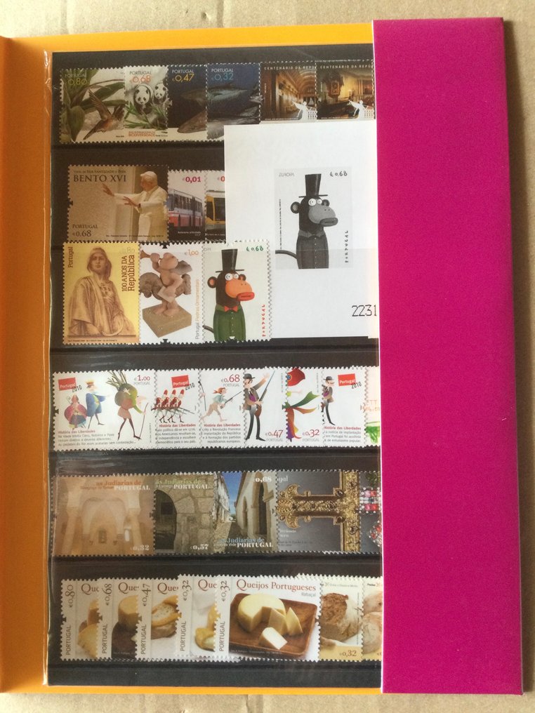 Portugal 2010 - Portuguese stamps, full year 2010 with a block - CTT selos de Portugal #2.1