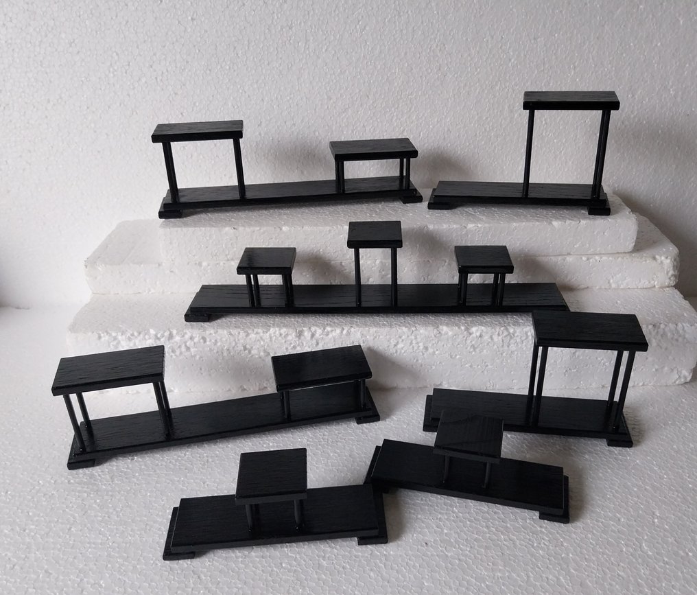 Stand - 7 small wooden displays, stands. #1.0