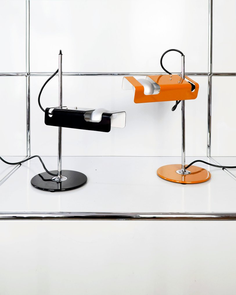 Oluce - Joe Colombo - Candeeiro de mesa - Spider - Metal, Alumínio - ESCOLHA A SUA COR #1.0