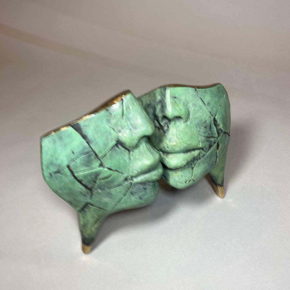 Dariusz Zielinski - Antic Kiss  Big (bronze) #1.0