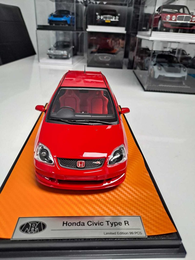 Radscale 1:18 - Modell autó - Honda Civic EP3 TYPE-R - Rood - Korlátozott 99 db #3.2