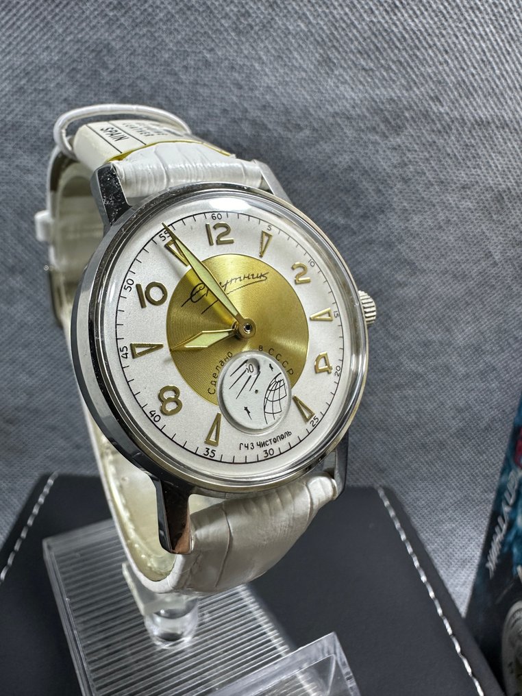 Sputnik Marriage USSR, Sputnik watch - dedicated to the first successful launch into Space - 1990-2000 #2.1